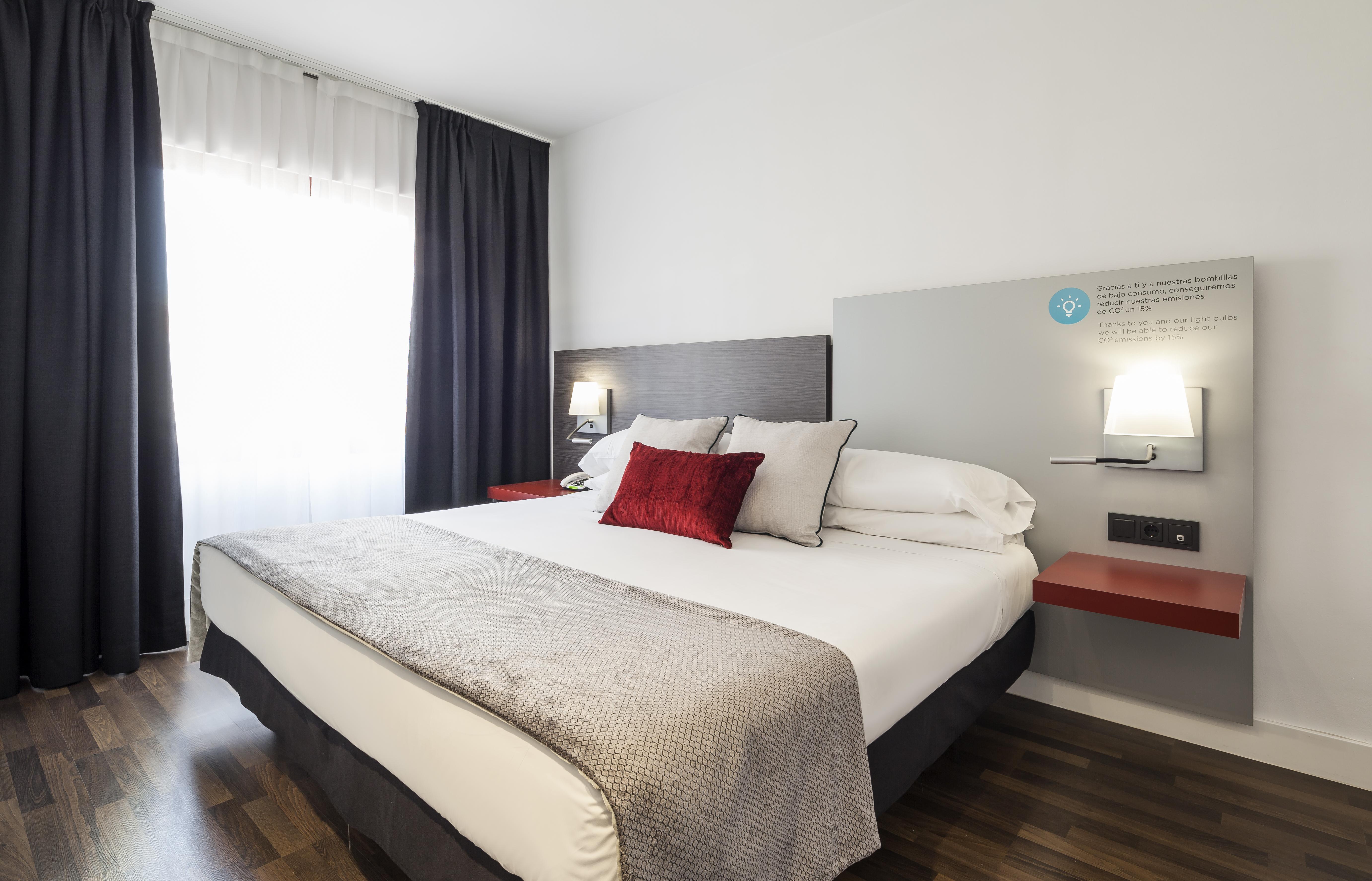 Ilunion Suites Madrid Kültér fotó