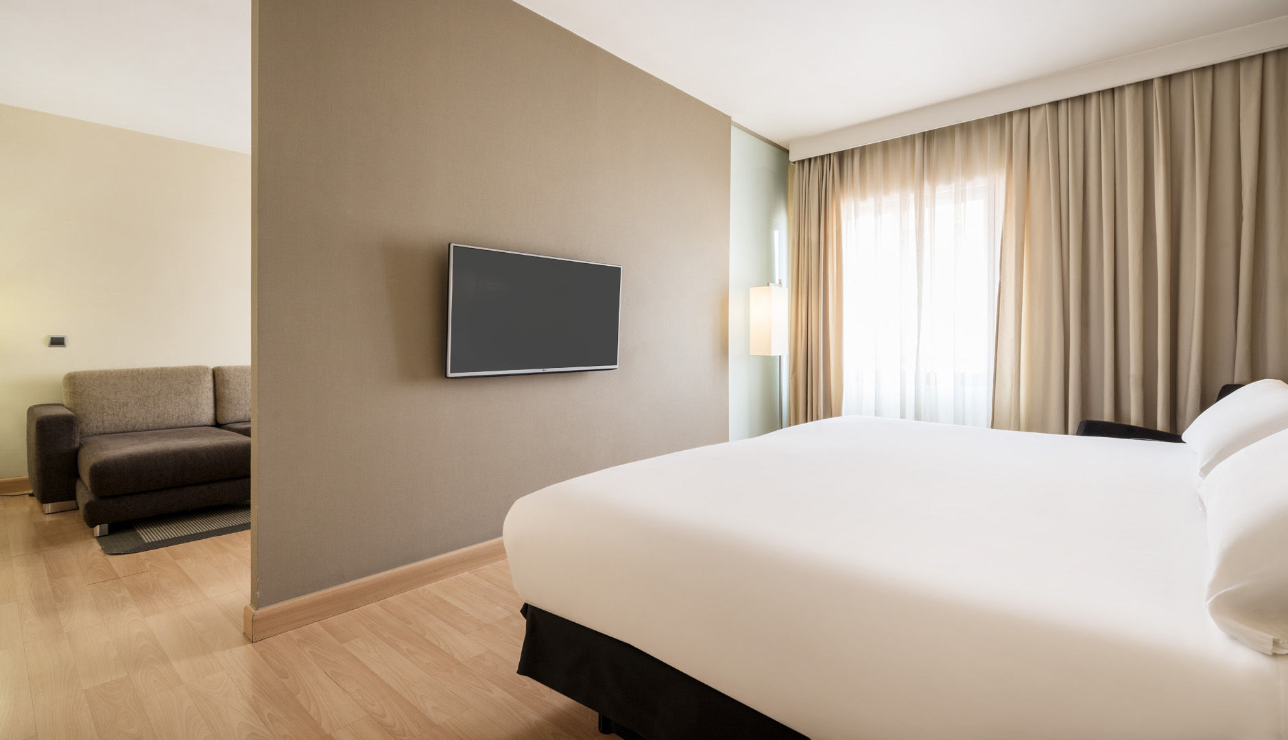 Ilunion Suites Madrid Kültér fotó