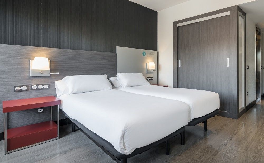 Ilunion Suites Madrid Kültér fotó